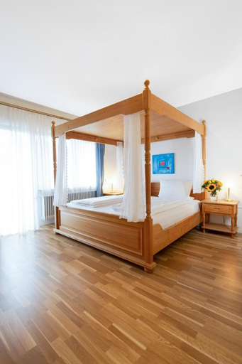 Bedroom 2, Hotel Landgasthof Simon, Trier-Saarburg