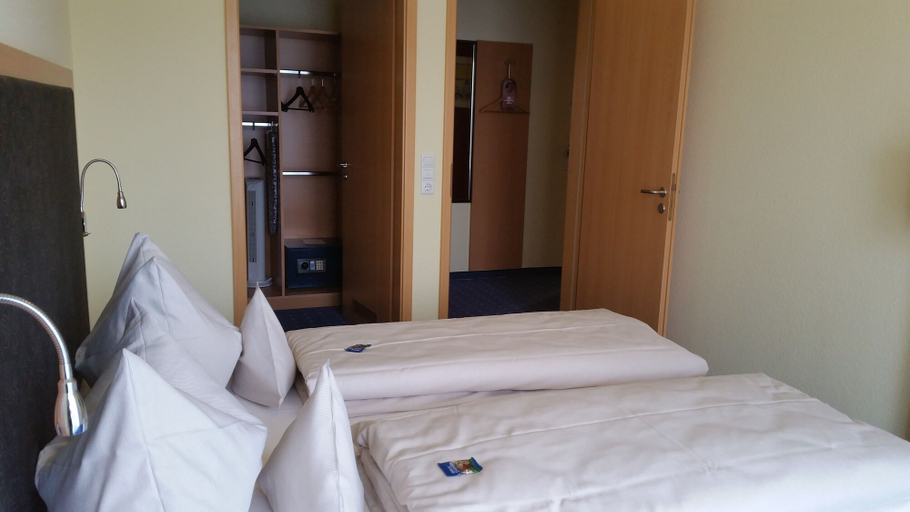 Bedroom 3, Hotel Ifen, Rhein-Neckar-Kreis