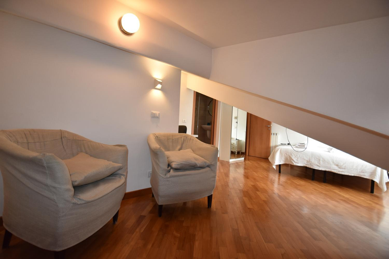 Others 5, Vassallo B&B, Roma
