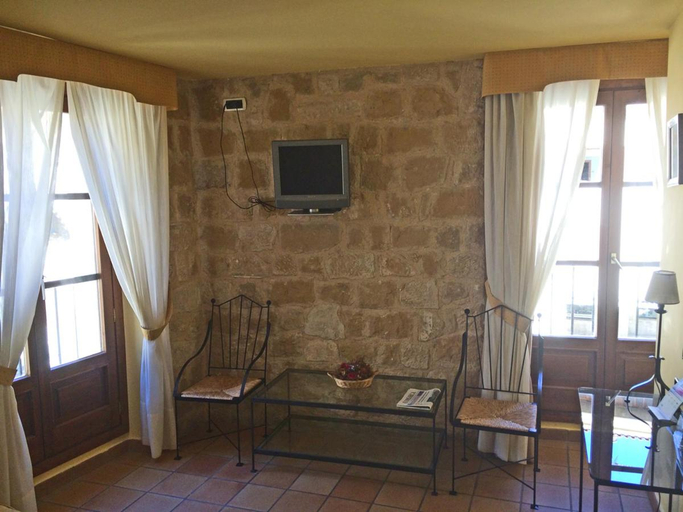 Others 3, HOTEL GUADALOPE, Teruel