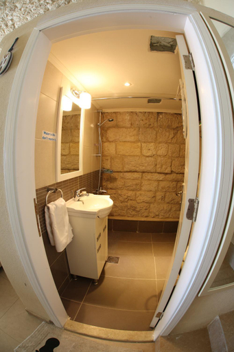 Bathroom, Le Blanc Bleu, Jubail