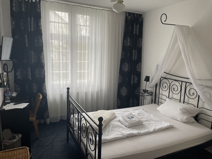 Bedroom 4, Hotel Jägerhof Kettwig, Essen