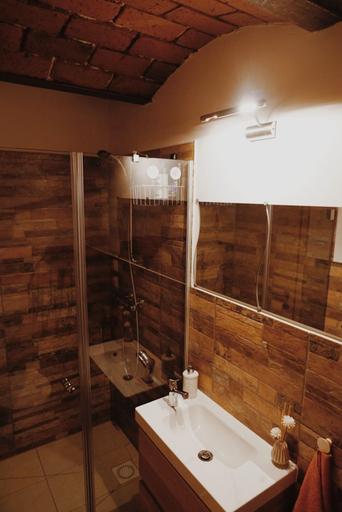 Bathroom 4, Panorama Glamping Visole, Slovenska Bistrica