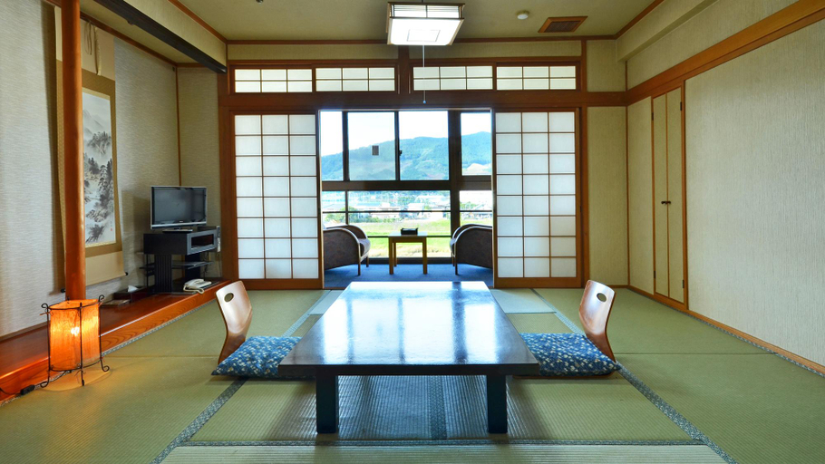 Bedroom 2, Kuwano ya, Asakura