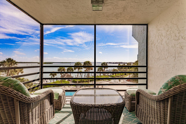 Others 5, Lovely Marco Island Condo w/ Private Bay View, Collier