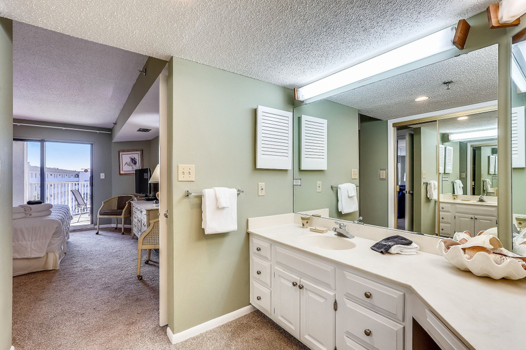Bathroom 4, Inlet Reef 617 2 Bedroom Condo by RedAwning, Okaloosa