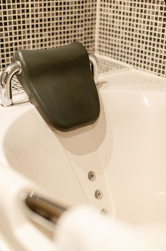 Bathroom 5, Hotel Alize Mouscron, Hainaut