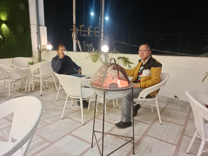 Food & Drinks 3, Hotel Mahadev Rishikesh, Dehradun