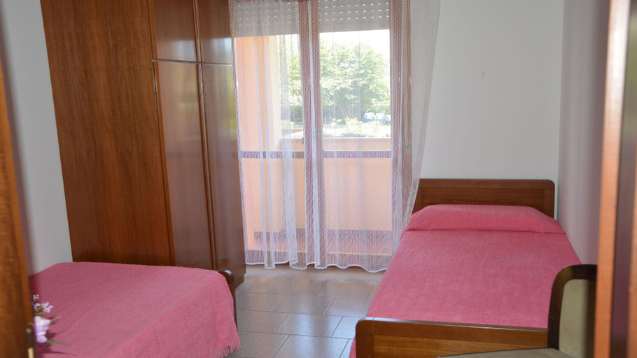 Bedroom 2, Wonderful two bedroom apartment close to the beach, Venezia