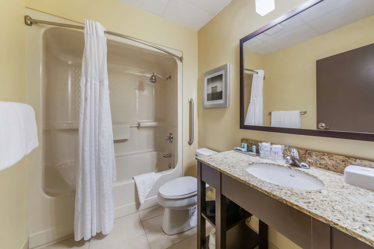 Bathroom 4, Best Western Naples Plaza Hotel, Collier