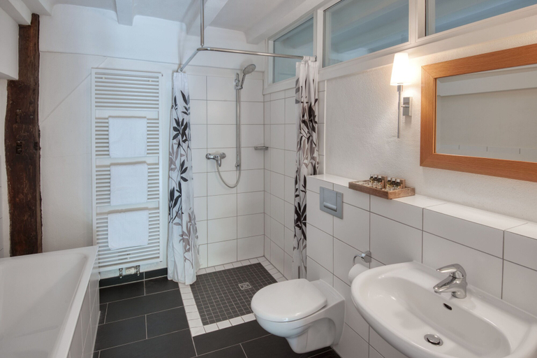 Bathroom 5, Schloss Wissen Hotellerie, Kleve