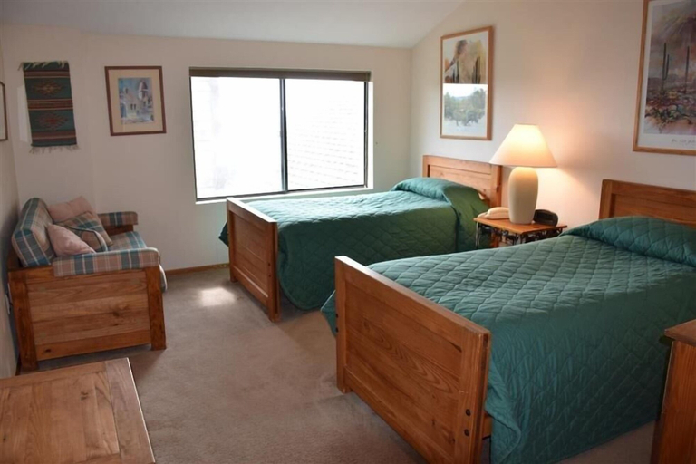 Bedroom 3, Seven Springs Sunridge 1BR Loft Standard Condo by RedAwning, Somerset