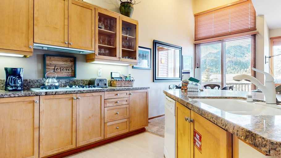 Private kitchen 3, Snowcreek V #997 2 Bedroom Condo by RedAwning, Mono