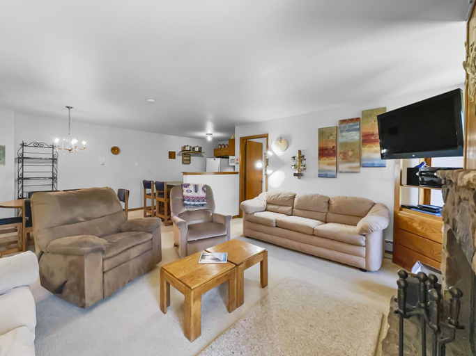 Living area 3, Bb103 Buffalo Ge 2br 2ba 2 Bedroom Condo by RedAwning, Summit