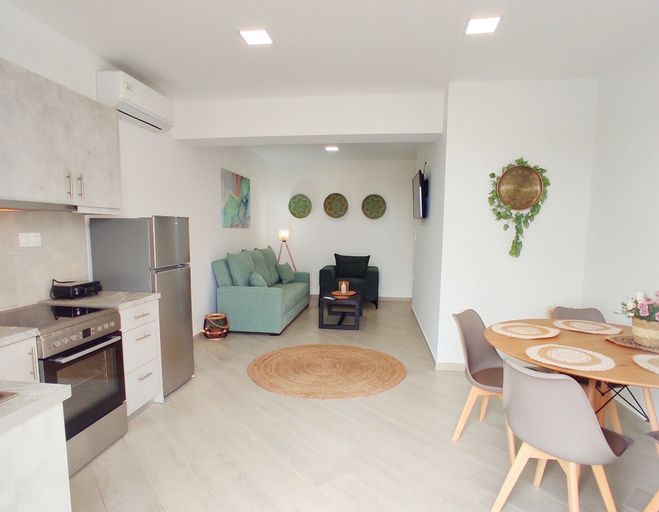 Others 4, Modern Mykonos 2 Bd Aqua w shared Pool, South Aegean