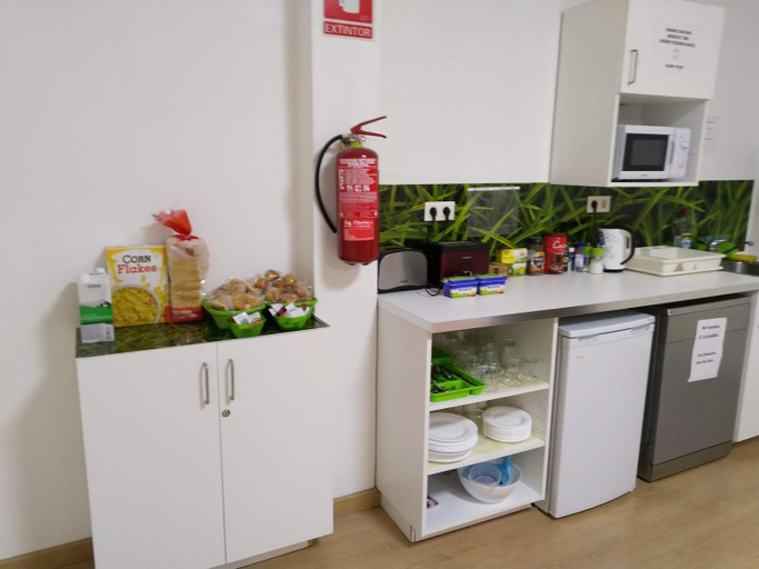 Others 3, Grelo Hostel, Ourense