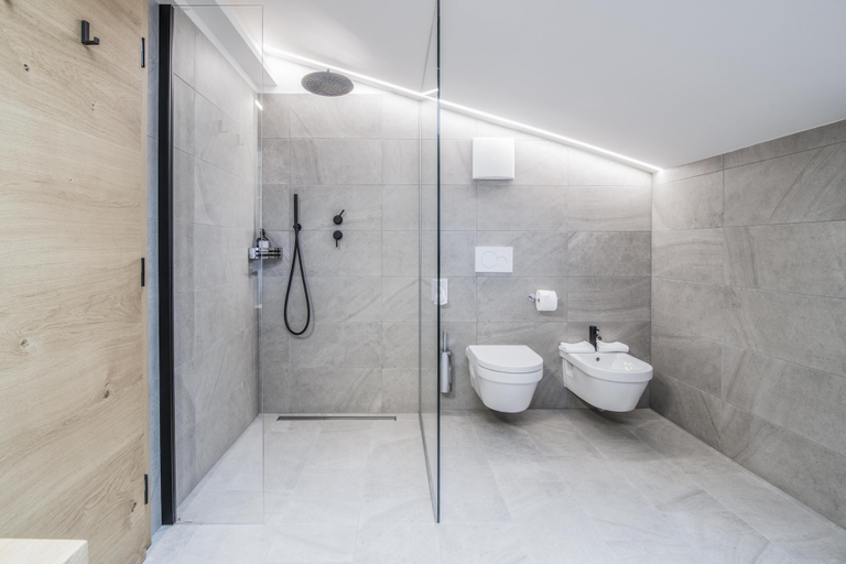 Bathroom 4, Hotel Wieser, Bolzano