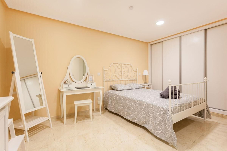 Bedroom 3, Modern & Beautiful Apt. Historic District - Sol, Madrid