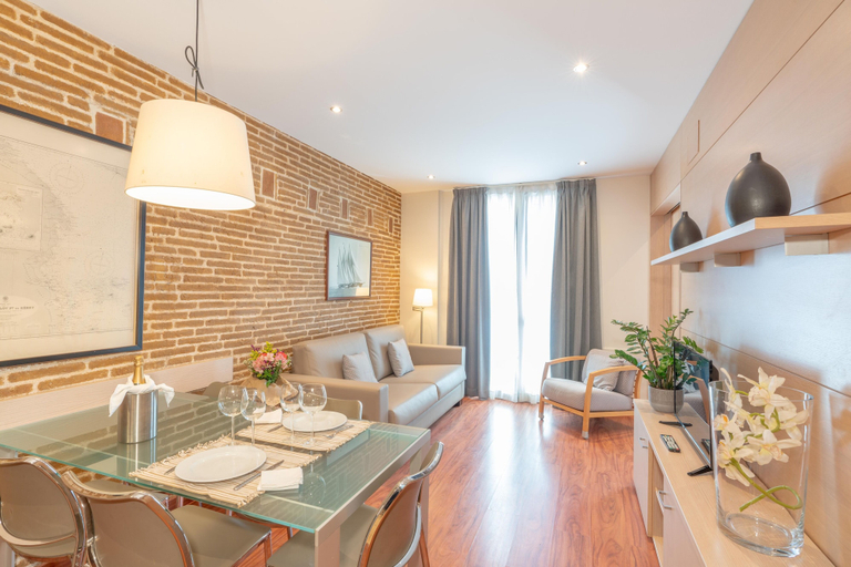 Others 5, Serennia Cest Apartamentos Arc de Triomf, Barcelona