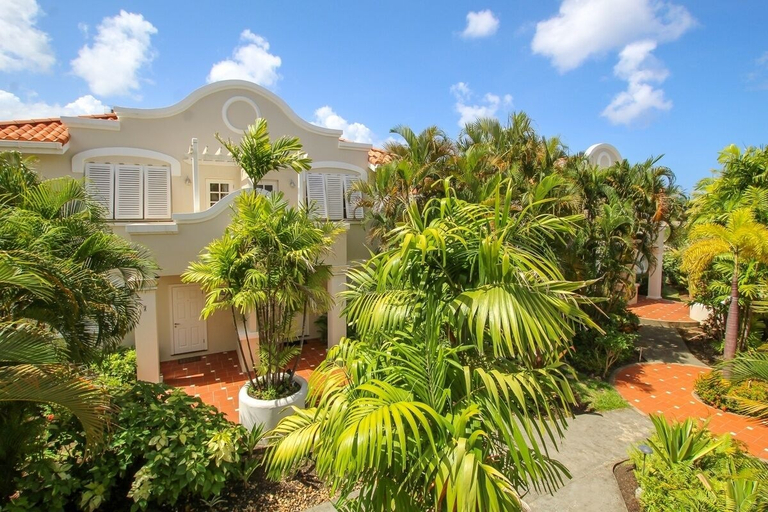 Exterior & Views 2, Large Townhouse with Plunge Pool, 3 mins from Beach - Turtle View 2 by BSL Rentals