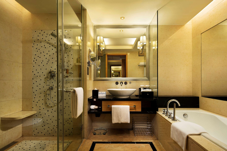 Bathroom 7