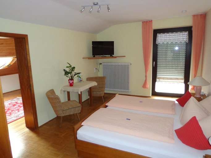 Bedroom 4, Pension Schamberger, Cham