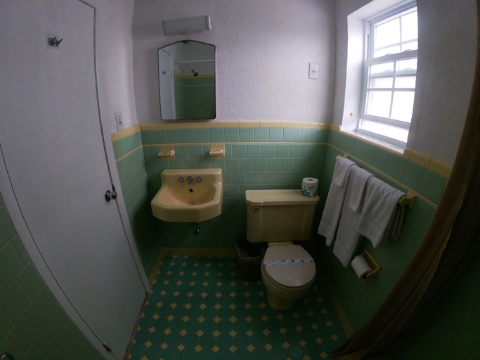 Bathroom 3, Sea Chest Motel, Cape May
