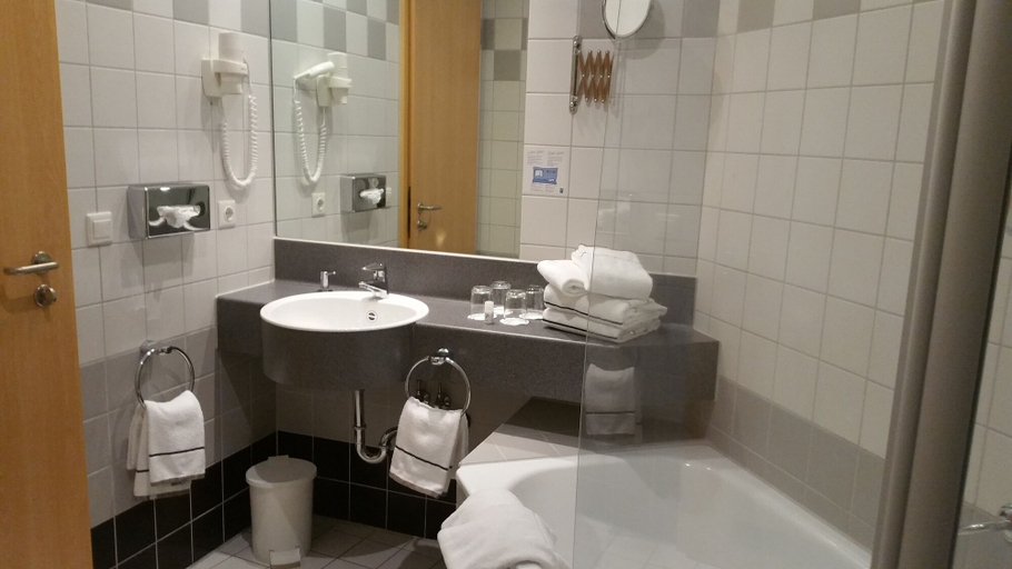 Bathroom 5, Hotel Ifen, Rhein-Neckar-Kreis