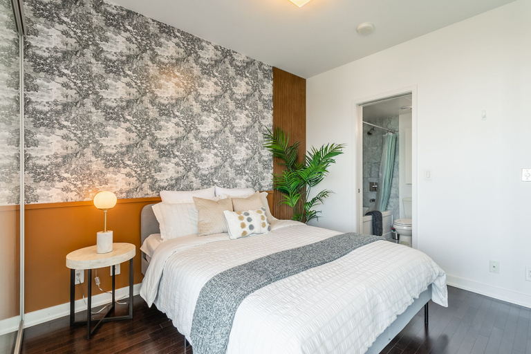 Bedroom 2, SkyTree Modern Suites, Toronto