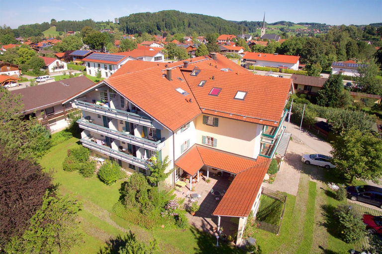 Exterior & Views 2, Hotel Salzburger Hof, Traunstein