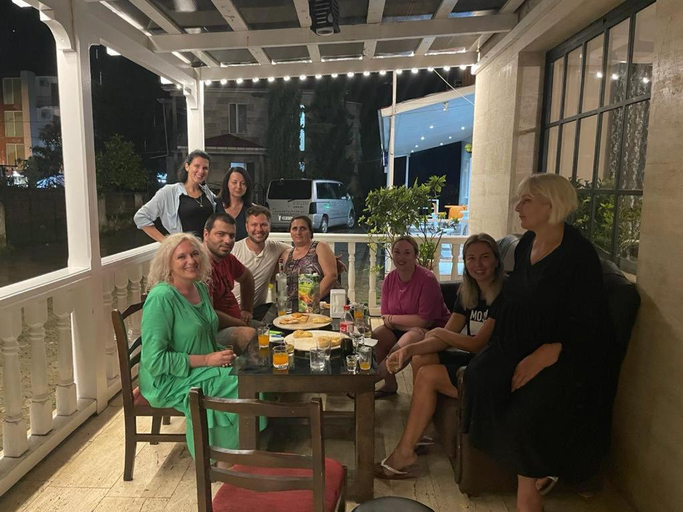 Food & Drinks 4, Del Mar, Ozurgeti