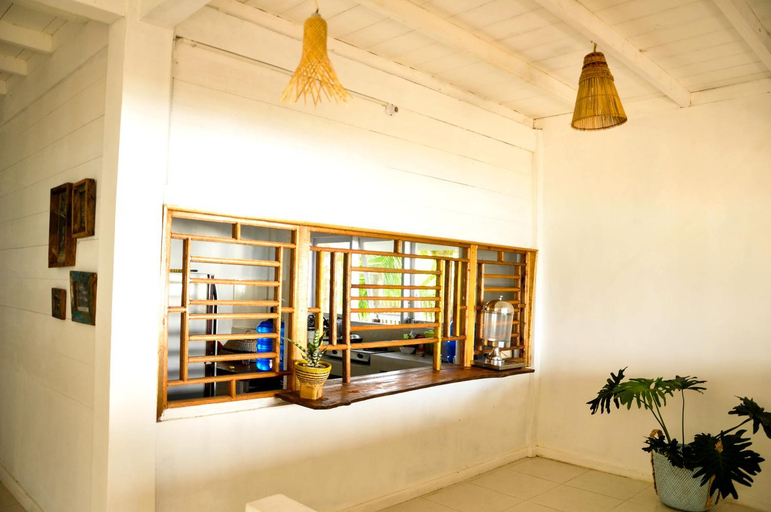 Others 5, Crow's Nest, Kepulauan Mentawai