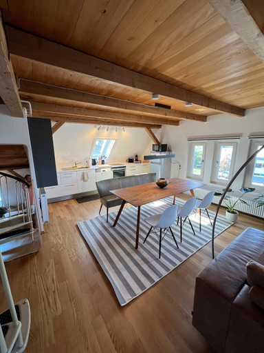 Others 5, CROWN LIVING Wohlfuhl Loft Bregenz - Loft nahe Bodensee, Boxspringbett, Kuche, zentrumsnah, ideal fu, Bregenz