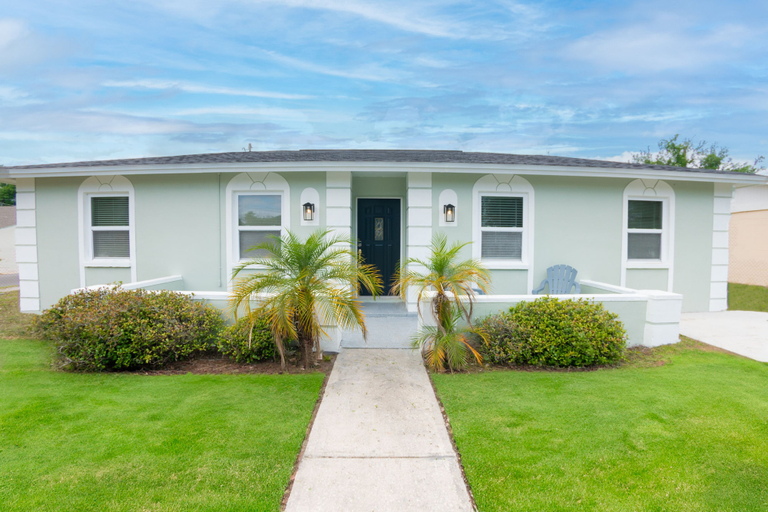 Exterior & Views 2, Delray House With Hot tub & Game Room, Hillsborough