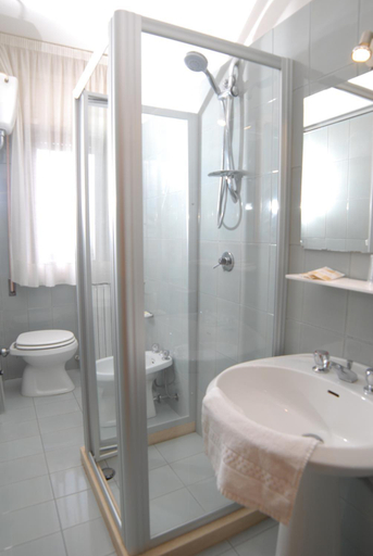 Others 3, Hotel Del Duca, Ascoli Piceno