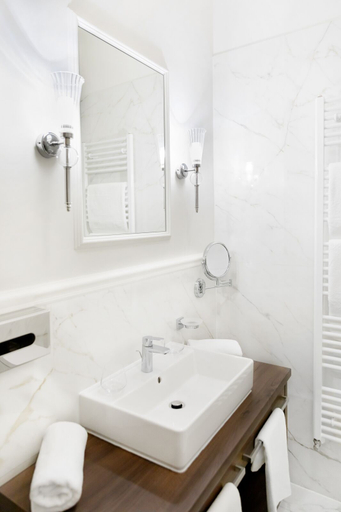 Bathroom 4, Boutique Hotel Gaia, Kecskemét