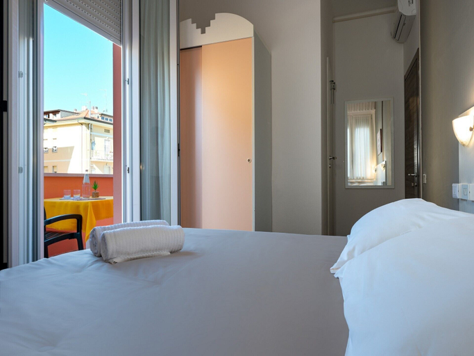 Bedroom 3, Amadei Hotel Blumen, Pesaro E Urbino