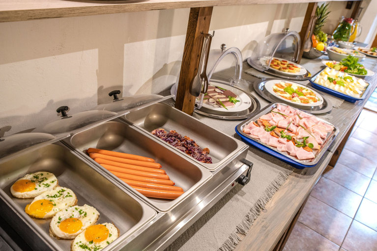 Food & Drinks 5, Rodinné Ubytování u Bílé Paní, Český Krumlov
