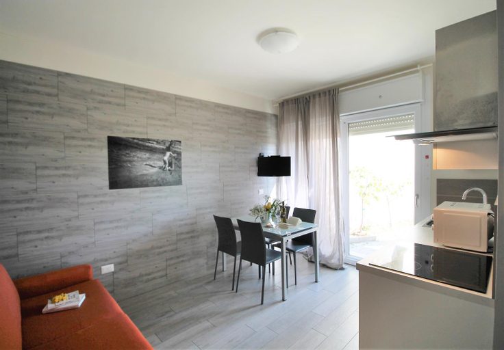 Dining Room 13