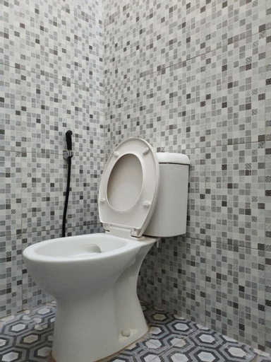 Bathroom 7
