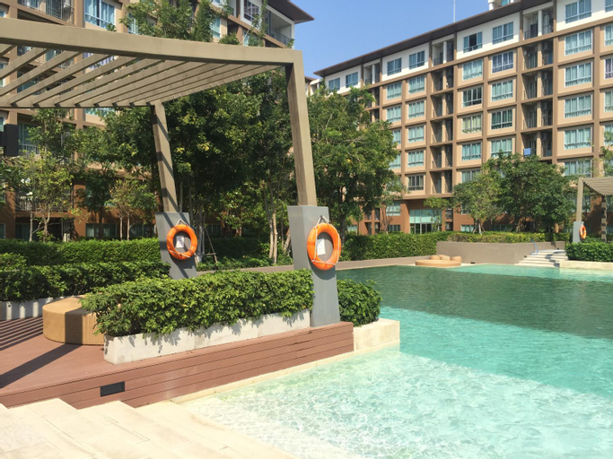 Swimming Pool 8