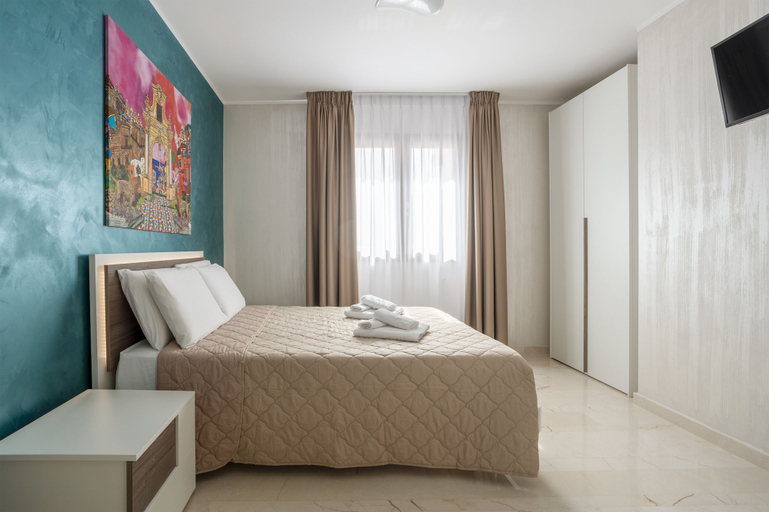 Bedroom 5, Azzurra Apartments, Palermo