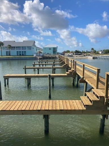 Marina, Copano Breeze 3 Bedroom Home by RedAwning, Aransas