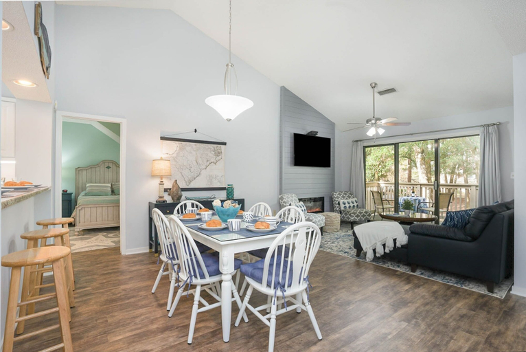 Dining, 14d Richmond Park - Gorgeously Remodeled 3 Bed, 3 Bath Villa 3 Bedroom Villa, Horry