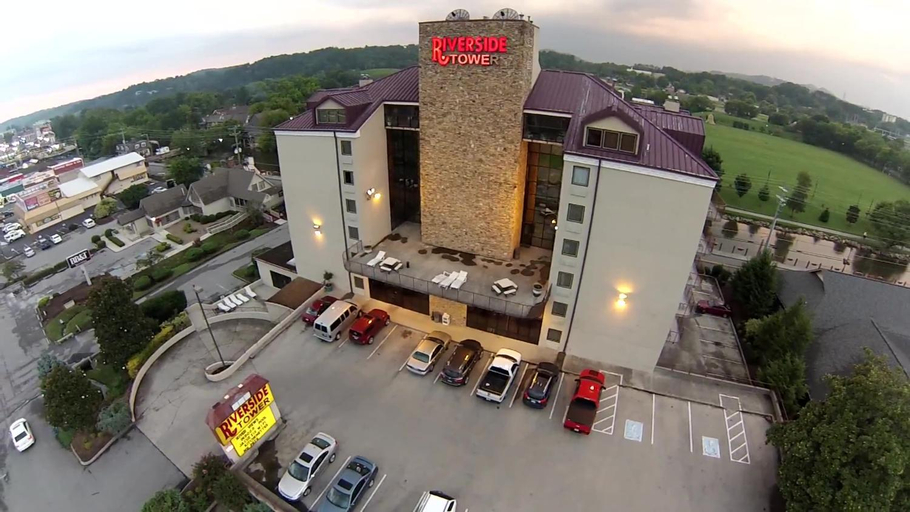 Others 4, Riverside Tower, Sevier