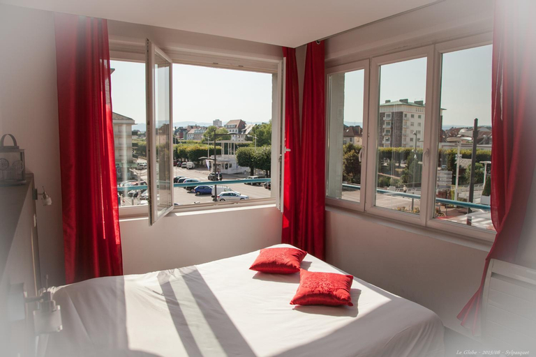 Bedroom 12