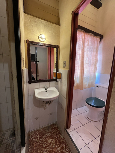 Bathroom 3, Hotel Casa Semuc, Cobán