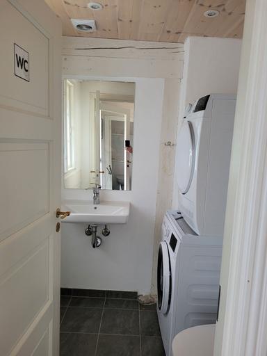 Bathroom 3, Ragnhilds Gård Hostel, Vordingborg