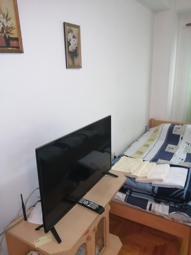 Facilities 3, Apartment NAUM M