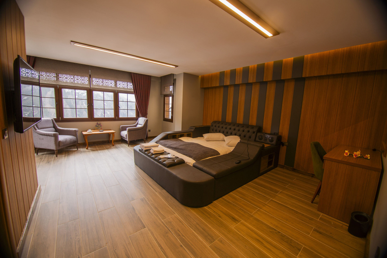 Bedroom 2, Kervansaray Deluxe Hotel, Ardeşen